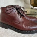 Eddie Bauer Vintage  Classic Lace Up Pebbled Leather Brown Ankle Boots Photo 0