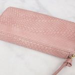 Anthropologie HUDSON + BLEEKER BONJOUR SMARTPHONE WALLET Photo 4