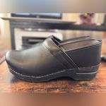 Dansko  Black Leather Clogs size 40 (9.5-10US) Photo 1