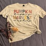 Gildan Fall Autumn T-shirt Pumpkin Kisses Harvest Wishes Soft Style  Medium Photo 0