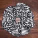 Etsy New Houndstooth Flannel Jumbo/XL Scrunchie Photo 2