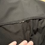 Gymshark Black Athletic Capris Leggings Women's Medium Pocket Yoga Workout Photo 3