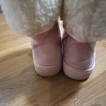 EuroCentra 7 EU38 Fleece Lined Faux Suede Boots Embroidered Roses Red on Pink Photo 4