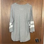 Fanatics  Woman’s Grey Lightweight Kansas City Chiefs Super Bowl Champions Tee Photo 4