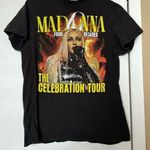Madonna T Photo 0