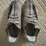 Yeezy Boost 350 V2 Zyon Photo 2