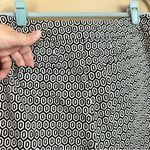 Chico's Chico’s Black & White Geometric Print Flat Front Ankle Pants 0 Small Photo 6