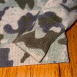 White + Warren Essential 100% Cashmere Camouflage Crewneck Sweater Green Photo 2