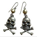 Skull and crossbone earrings with bead on top Photo 0