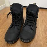 Dr. Martens Black Lace up Shoreditch ankle boots size US 6 EU 37 Photo 1