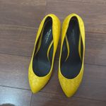 Bottega Veneta New mustard yellow intrecciato leather pumps with weave detailing Photo 2