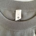 Lululemon Sweater Photo 1