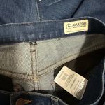 Aviator USA Best Travel Jeans Relaxed Slim Straight Leg Denim in Indigo Size 31 Blue Photo 4