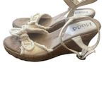 Mudd Y2k Women's Size 9.5 M Cream Bow Coquette Boho 3.5 Wedge Sandals Photo 4