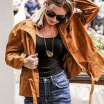 Burnt orange drawstring jacket Size M Photo 0