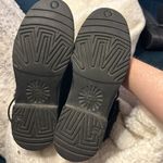 UGG  Quincy Boots size 7 tags removed inside Shoe in good to excellent condition Photo 11