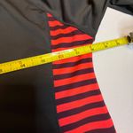 Hannah Running Pullover Top Women's M Black Red Striped Athletic Thumb Hole # Size M Photo 6