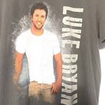 Luke Bryan Tail gates and tail lights band tshirt Gray Size M Photo 1