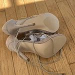 Shoe Dazzle size 9.5 Photo 2