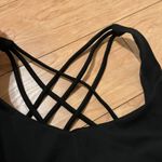 Victoria's Secret  Victoria Sport Strappy Sports Bra Cross Back Size Small Photo 4