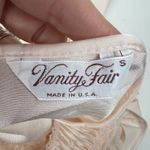 Vanity Fair Vtg  Size S Satin Gown Pleated Lace Rose Nightgown Peach Sleeveless Photo 4