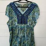 Live and let live  Women’s 3X Paisley Patterned Top Plus Size Photo 0