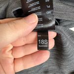 Kuhl  Gray Sculpt Skort Size Small Photo 6