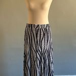 Tart  Blue and White Pattern Maxi Skirt | Size: S Photo 0