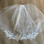 Cocomelody Lace Wedding Veil Photo 0
