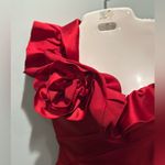 Muse Satin 3D Carnation Ruched Sweetheart neck one shoulder peplum Top NWT size0 Red Size 0 Photo 1