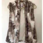 CAbi  Aspen Faux Fur Full Zip Pockets Stylish Winter Outerwear Vest XS Photo 2