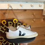 VEJA  Esplar Black White Leather Logo Low Top Sneaker Shoe Womens 10 Photo 5