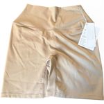 CSB Freedom Scrunch Shorts 6” Tan Size M Photo 0