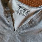 FIGS Womens  SMALL graphite Gray Scrub Set with Teal Drawstring Photo 1