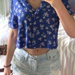 🌸CUTEST Floral Crop Top🌸 Blue Size L Photo 0