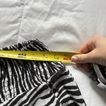 Tahari Womens Size Large Linen Wide Leg Zebra Print Pull On Pants Pockets Photo 4