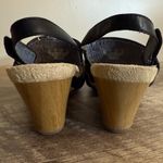 Dr. Scholl’s Pondering Black Leather Wooden Wedge Sandal Shoes Women’s Size 8 Photo 5