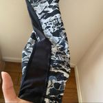 Lululemon  Train Times 7/8 Pant Size 2 Photo 11