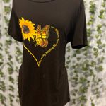 Miss Look Graphic tee with quote Photo 1