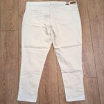 Levi's π Plus 24 24W White Jeans Mid Rise Slim Cuffed Crop Stretch NWT NEW Photo 4