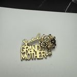 Special Grandmother Flower Bouquet Gold Tone Brooch Pin AJC Signed Photo 1