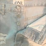 One Teaspoon Outlaw Distressed Light Wash Blue Jean Shorts EUC Photo 2
