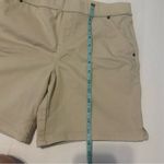 Women's Tan Shorts Khakis & Company Size 8 Summer Classic Everyday Spring Casual Photo 2