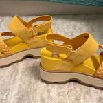 Sorel Yellow Women's Sandals with Braided Strap Size 8.5 Photo 2