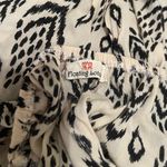 Black & Ivory Floating Lotus Boho Pattern High Photo 4