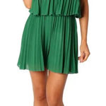 Petal and Pup  NWT Magnolia Pleated Romper Green XS 0 2 Photo 0
