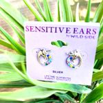 Sterling Silver Heart Unicorn Post Earrings with multicoloured rhinestones NWT Photo 1