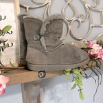 Xhilaration Boots Ankle Booties Suede Leather Gray Womens 6 Sherpa Faux Fur Lined Photo 15