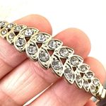 Gold tone rhinestone leaf chain bracelet Photo 1