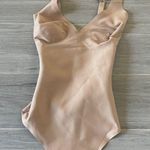 SKIMS NWT  BODY UNLINED PLUNGE THONG BODYSUIT SIENNA S Photo 0